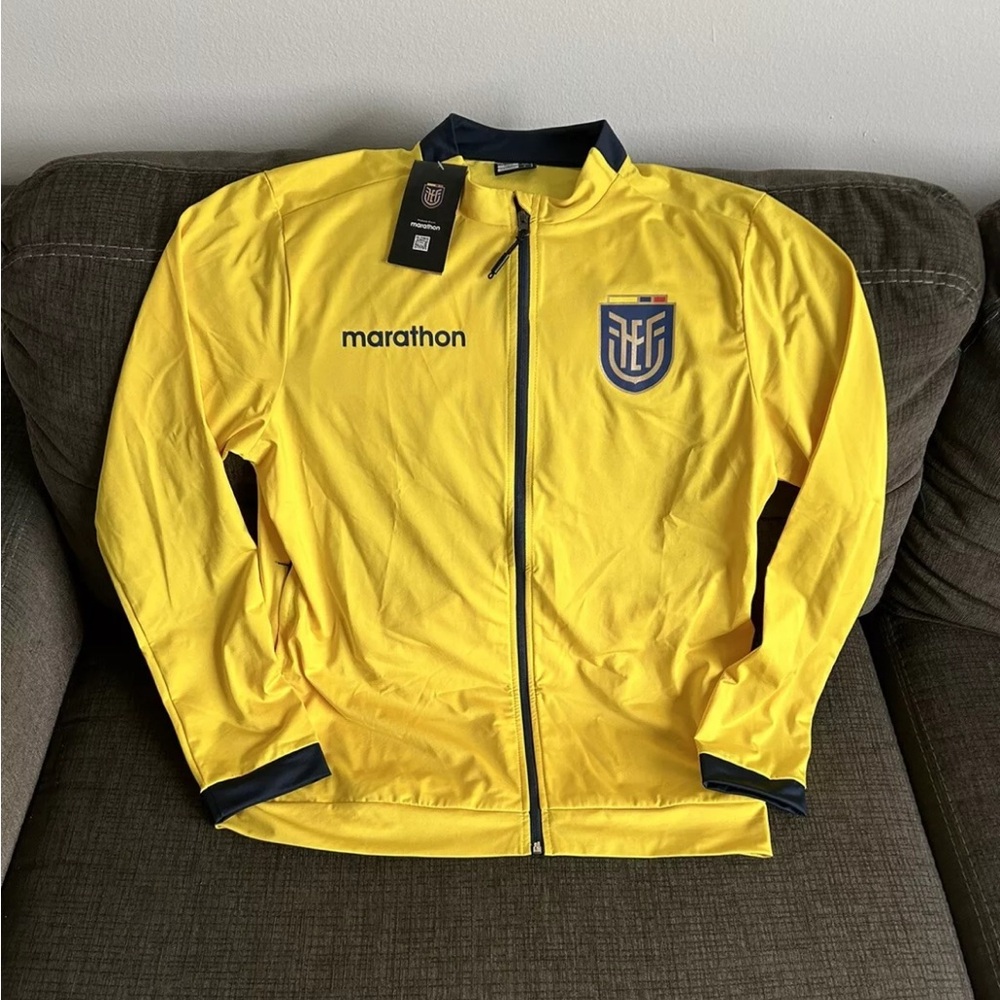 Marathon Authentic Ecuador National Team Soccer Yellow Jacket Men’s Sz: L